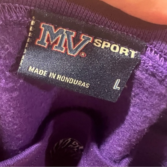 VTG Large Men’s  Nebraska Wesleyan University Crewneck Sweatshirt Purple JIT25 - Picture 4 of 4